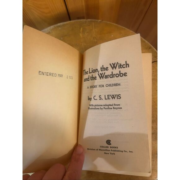 Lion, the Witch and the Wardrobe by C. S. Lewis (1970, Trade Paperback) (5732) - Picture 7 of 8